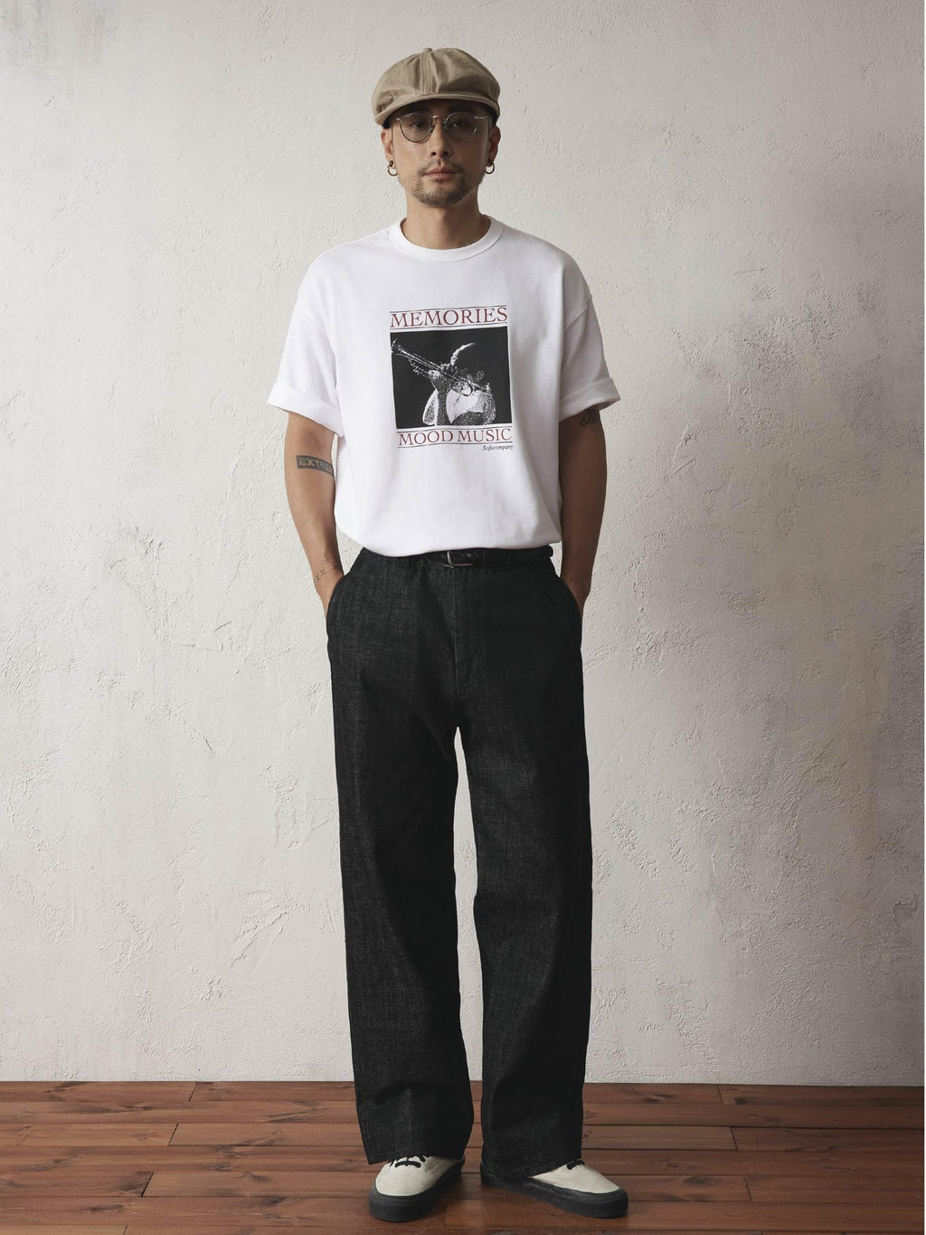 SUPERTOFU Pure Cotton Mid Rise Vintage Zipper Casual Black Straight Jeans