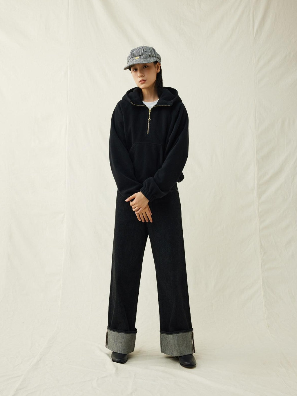 SUPERTOFU Reversible Brushed Terry Loose Fit Unisex Half Zip Adjustable Hem Black Hoodies