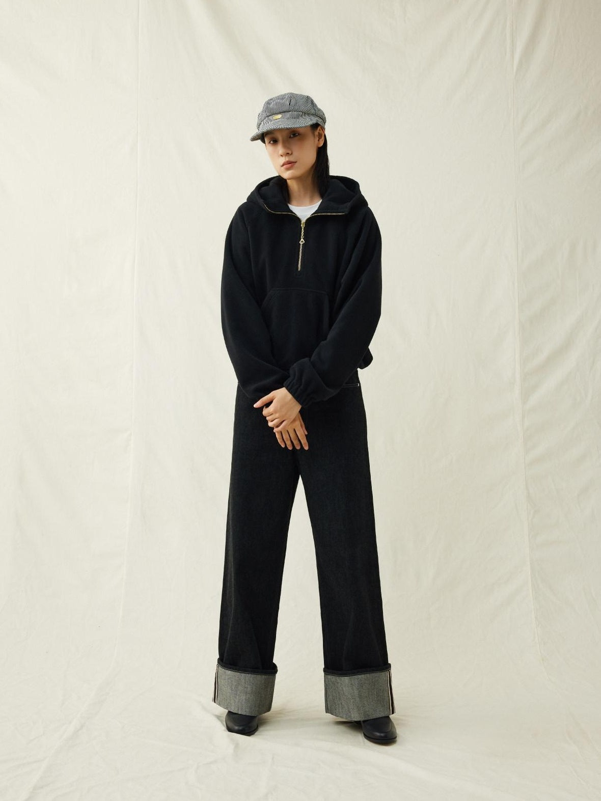 SUPERTOFU Reversible Brushed Terry Loose Fit Unisex Half Zip Adjustable Hem Black Hoodies