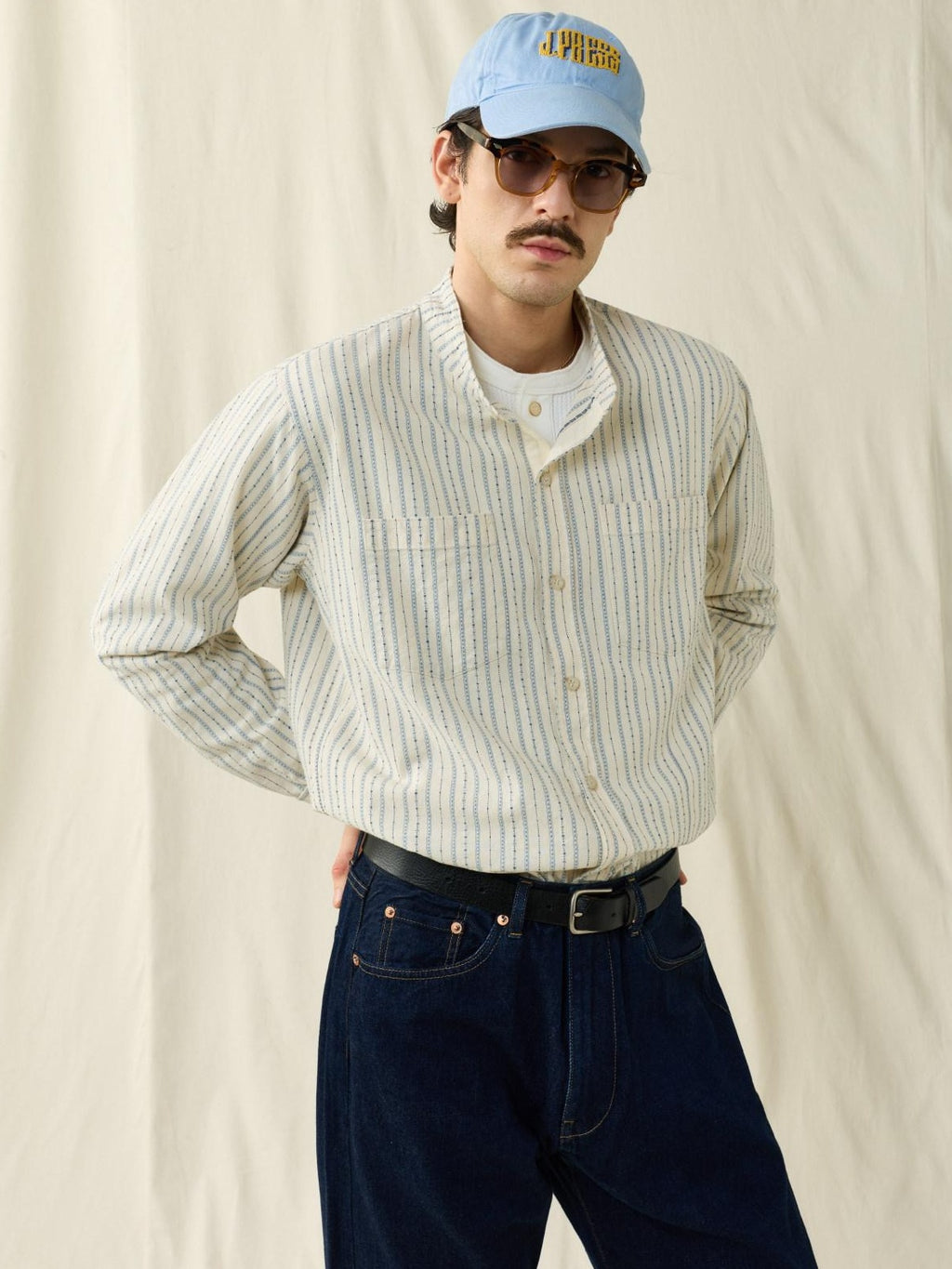 SUPERTOFU Soft 100% Cotton Jacquard Striped Point Collar Long Sleeve Unisex Shirts