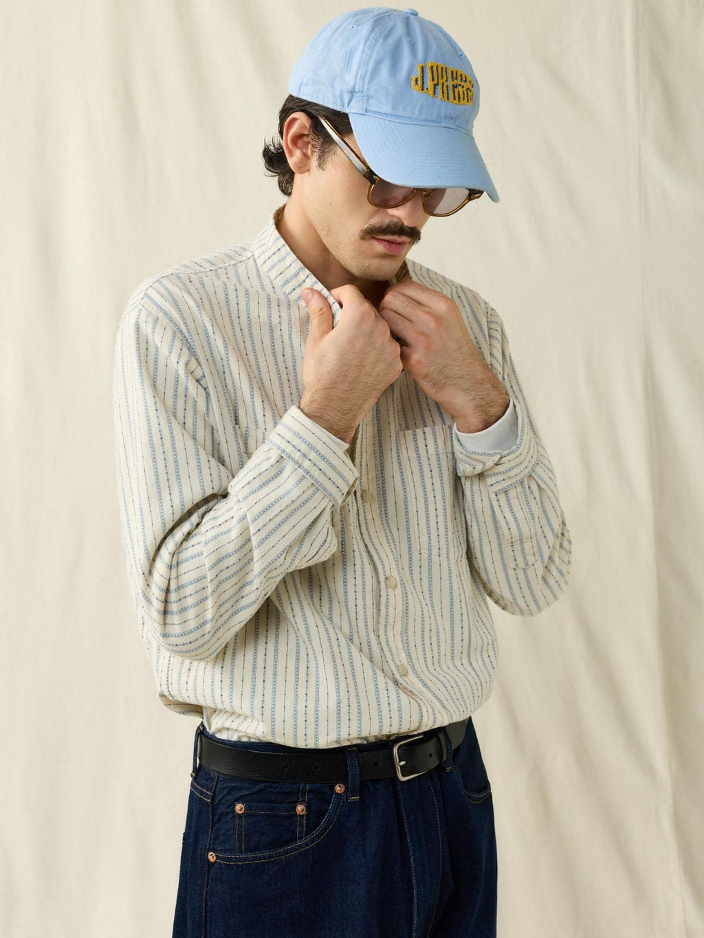 SUPERTOFU Soft 100% Cotton Jacquard Striped Point Collar Long Sleeve Unisex Shirts