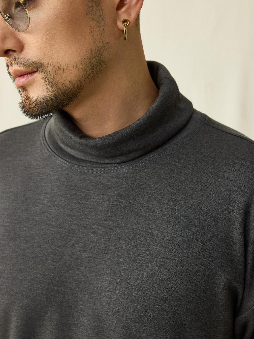 SUPERTOFU Soft Breathable Warm Minimalist High Neck Unisex Solid Color Long Sleeve T-Shirts