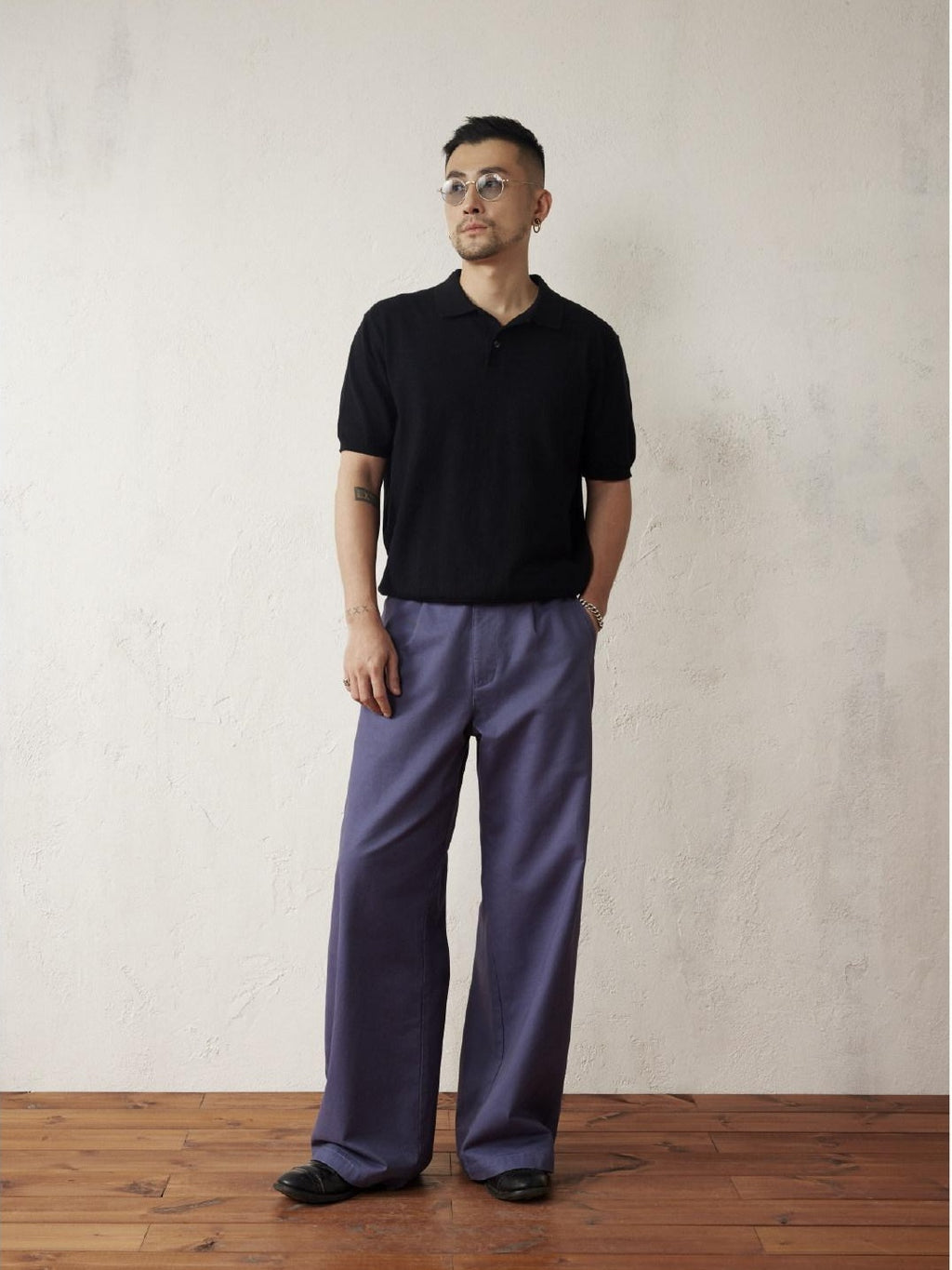 SUPERTOFU Soft Cotton Cashmere Collared Standard Fit Unisex Solid Short Sleeve T-Shirts
