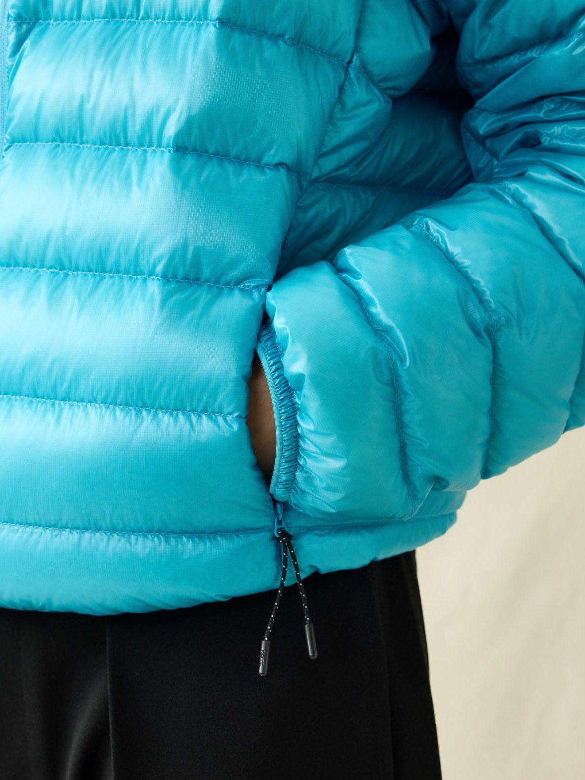 SUPERTOFU Ultralight 90 Percent Down Double Taped Nylon Short Urban Down Jackets