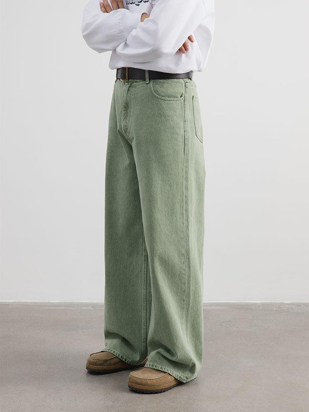 SUPERTOFU Vintage Washed Embroidered Mid Rise Relaxed Cotton Zip Fly Black Straight Jeans