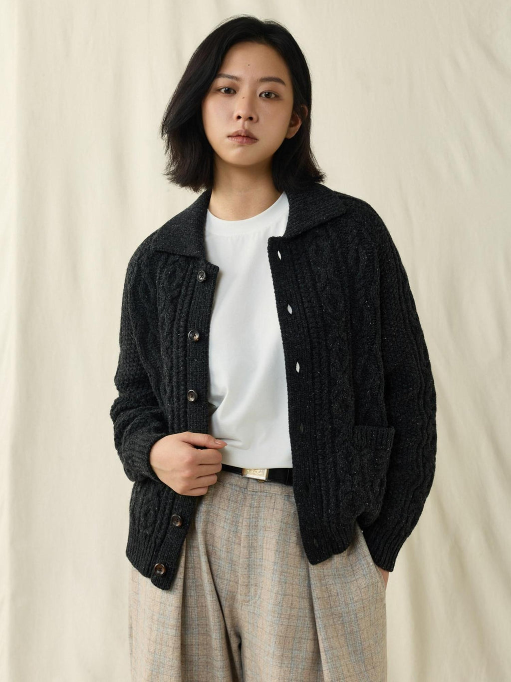 SUPERTOFU Warm 100 Percent Wool Cable Knit Pocket Relaxed Fit Unisex Casual Cardigans