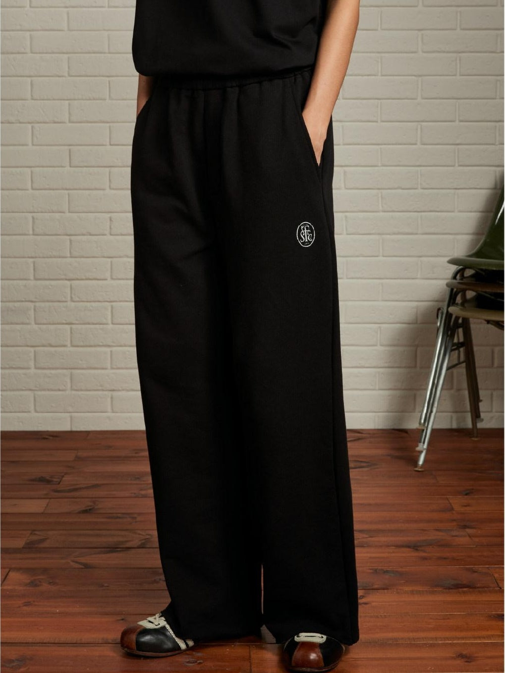 SUPERTOFU Warm Cotton Wide Fit Japanese Vintage Sport Mid Waist Black Gray Straight Pants
