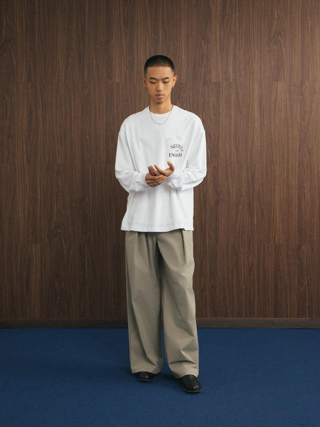 SUPERTOFU Wrinkle Resistant Relaxed Wide Leg Everyday Casual Khaki Black Chinos