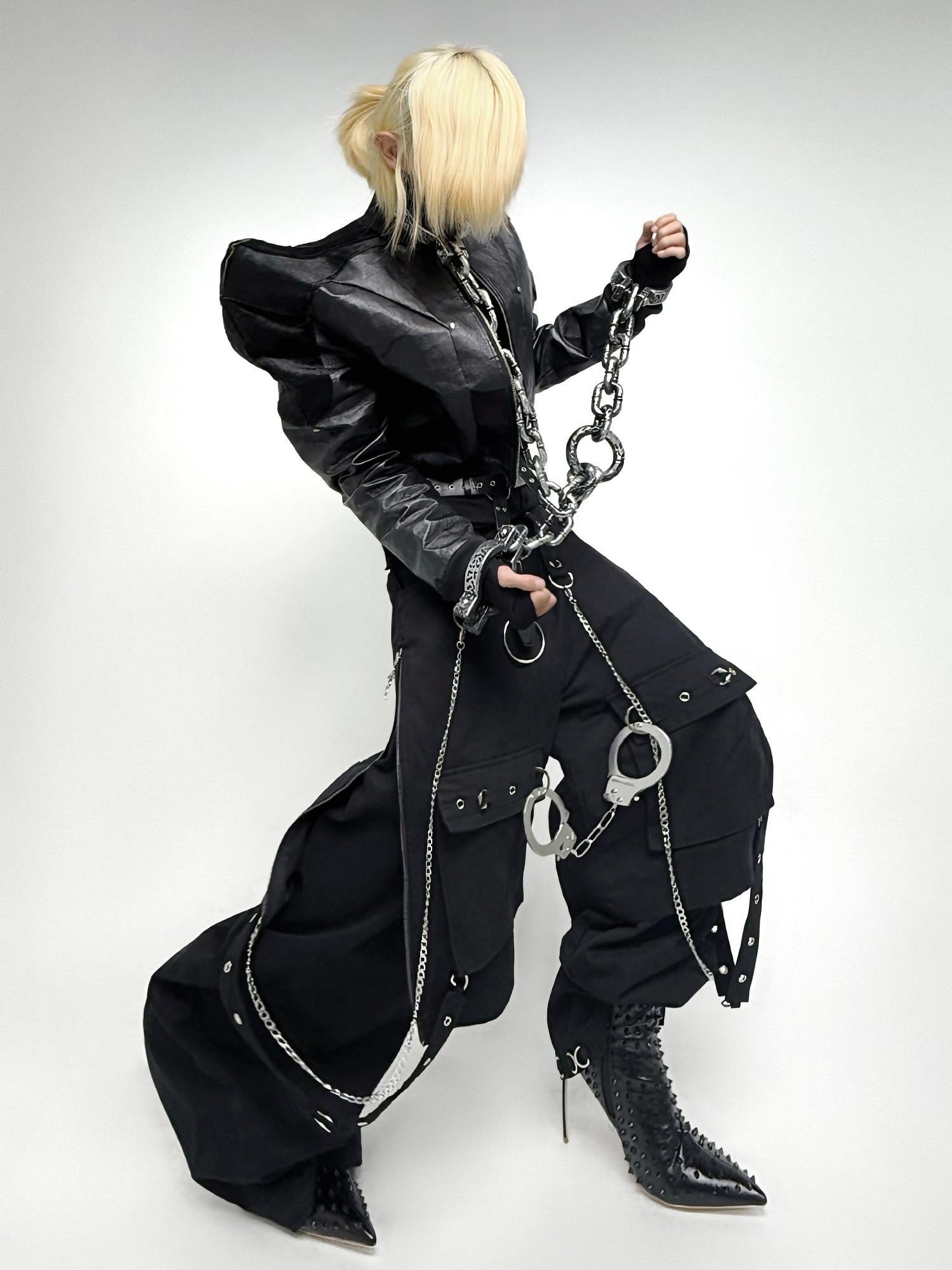 TH4SWE Breathable Cotton Punk Cargo Zipper Metal Detail Men Street Black Wide-Leg Pants