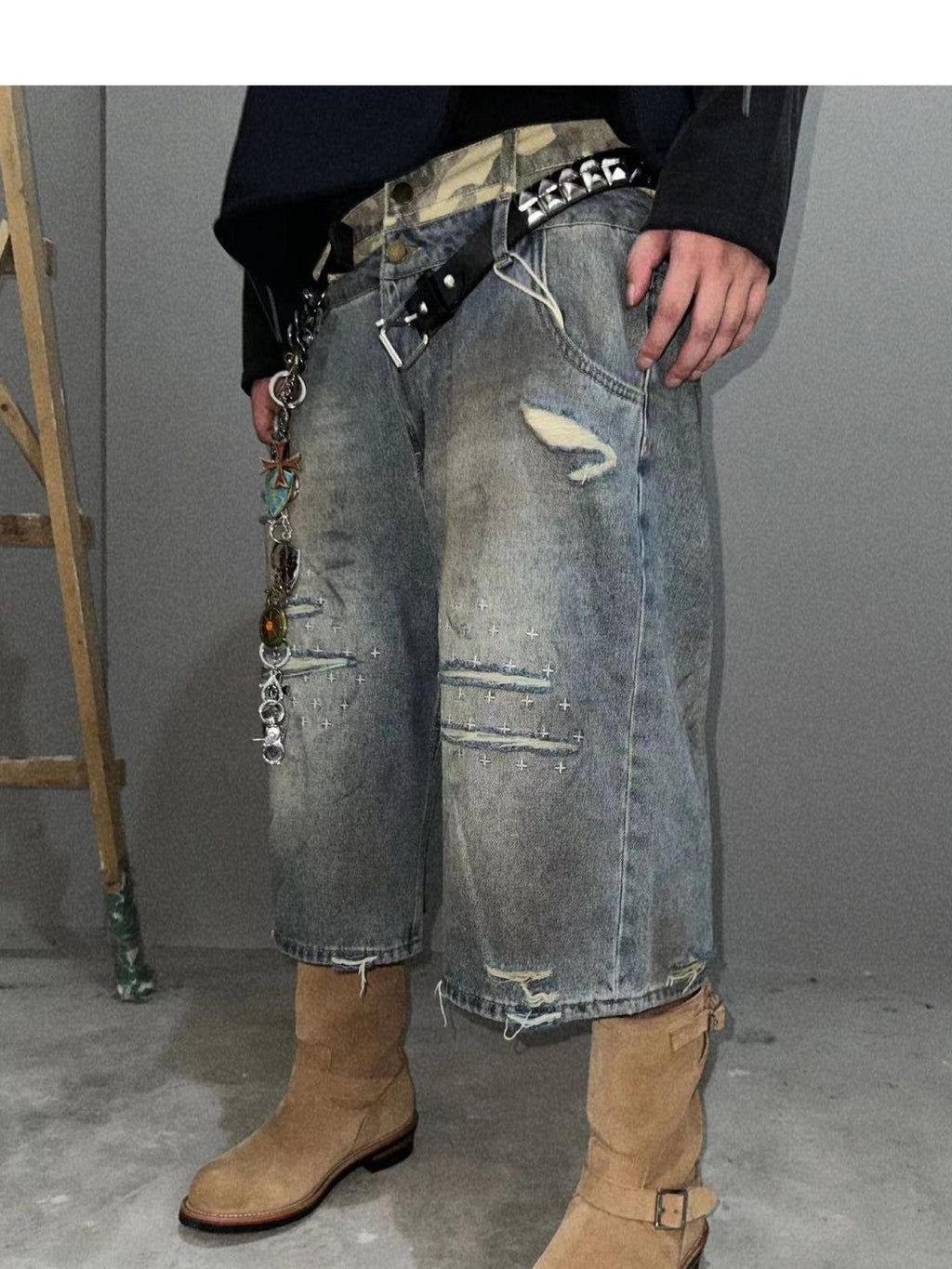 TH4SWE Distressed Denim Straight Leg Mid Low Rise Knee Length Youth Navy Short Trousers