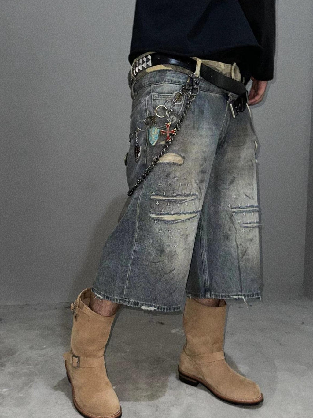 TH4SWE Distressed Denim Straight Leg Mid Low Rise Knee Length Youth Navy Short Trousers