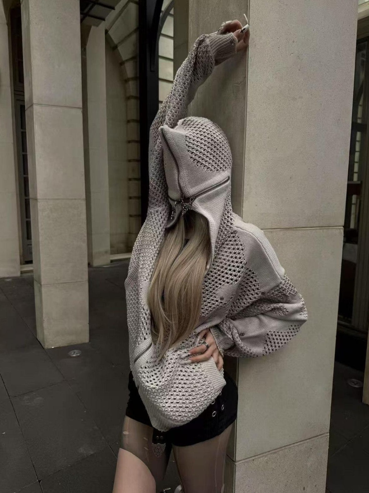 TH4SWE Soft Breathable Cotton Blend Zip Cropped Relaxed Hooded Unisex Street Hoodies