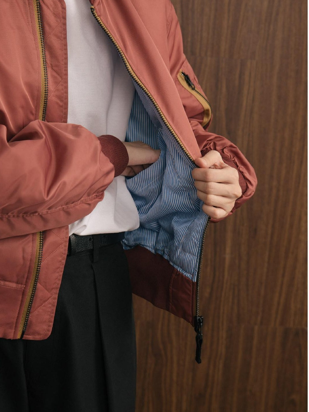 SUPERTOFU Warm Thick Salmon Striped Baseball Collar Cuffed Sleeves Unisex Bomber Jackets