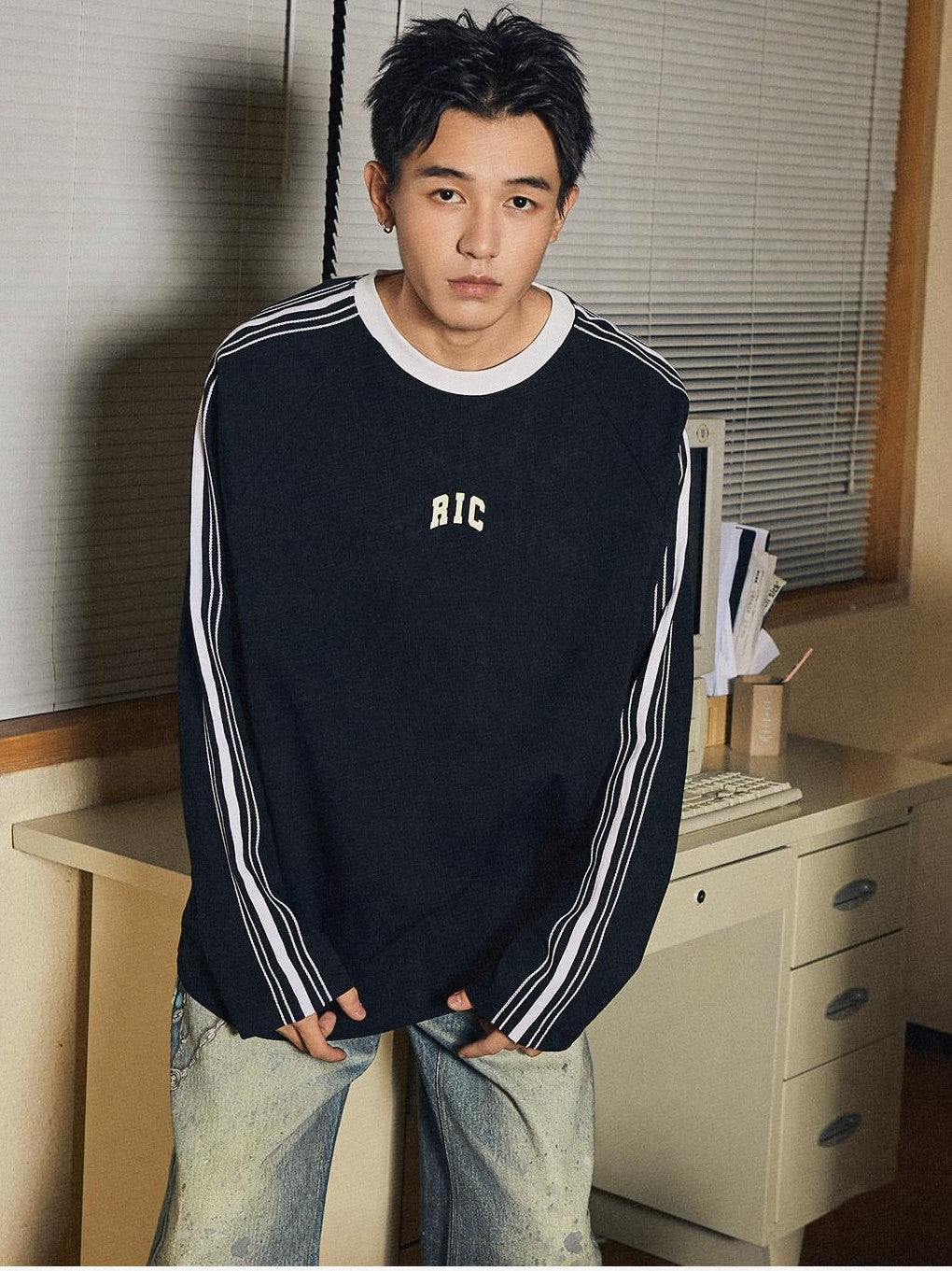 RickyisClown Retro Chain Stitch Embroidered Webbing Colorblock Men's Long Sleeve T-shirts