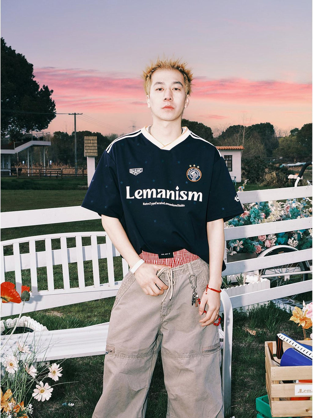 lemanism Allover Star Print V-neck Men's Jersey Short Sleeve T-shirts