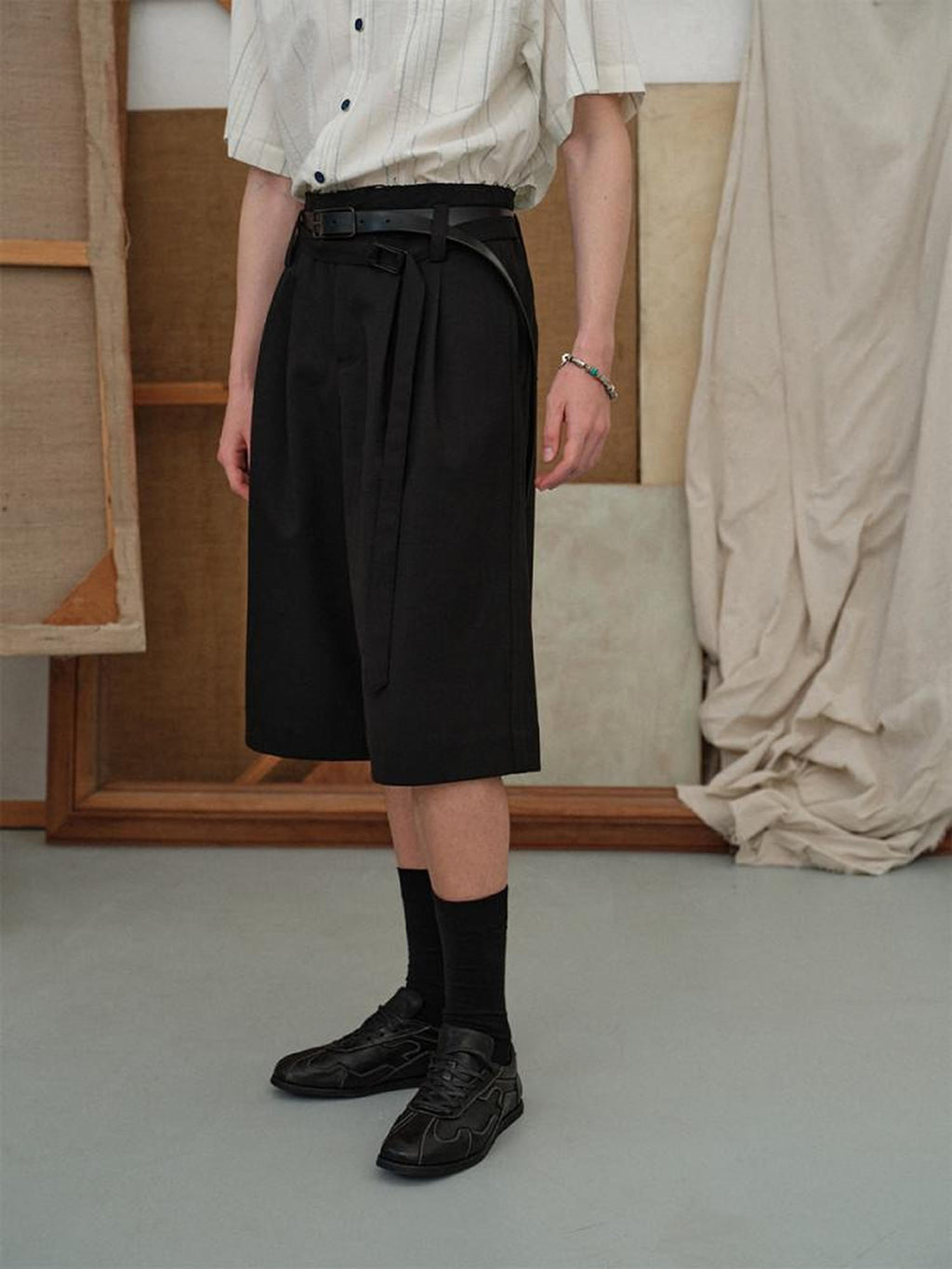 soknot Black Straight Wide Leg Cropped Men's Poly Viscose Blend Tailored Shorts