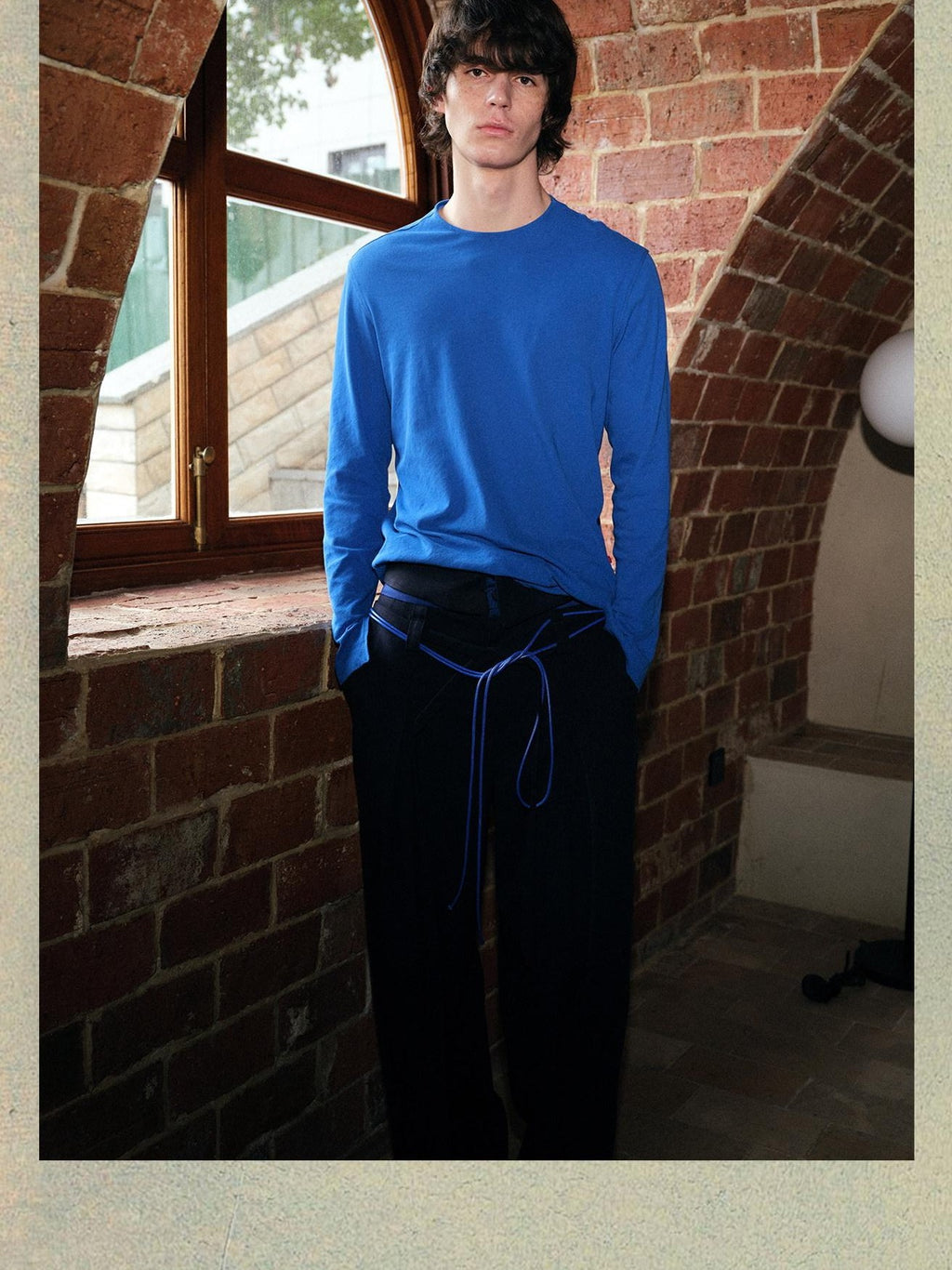 soknot Deep Indigo Round Neck Solid Pullover Men's Cotton Long Sleeve T-shirts