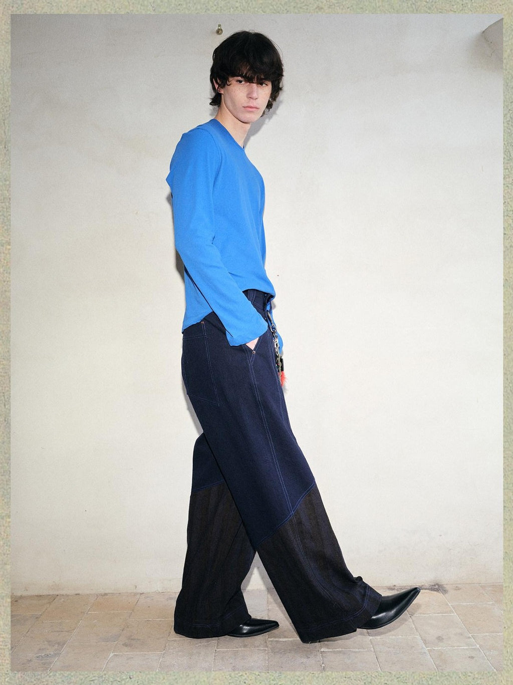 soknot Deep Indigo Round Neck Solid Pullover Men's Cotton Long Sleeve T-shirts