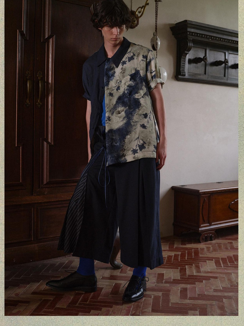 soknot Deep Lake Blue Colorblock Floral Asymmetric Placket Men's Silk Print Shirts