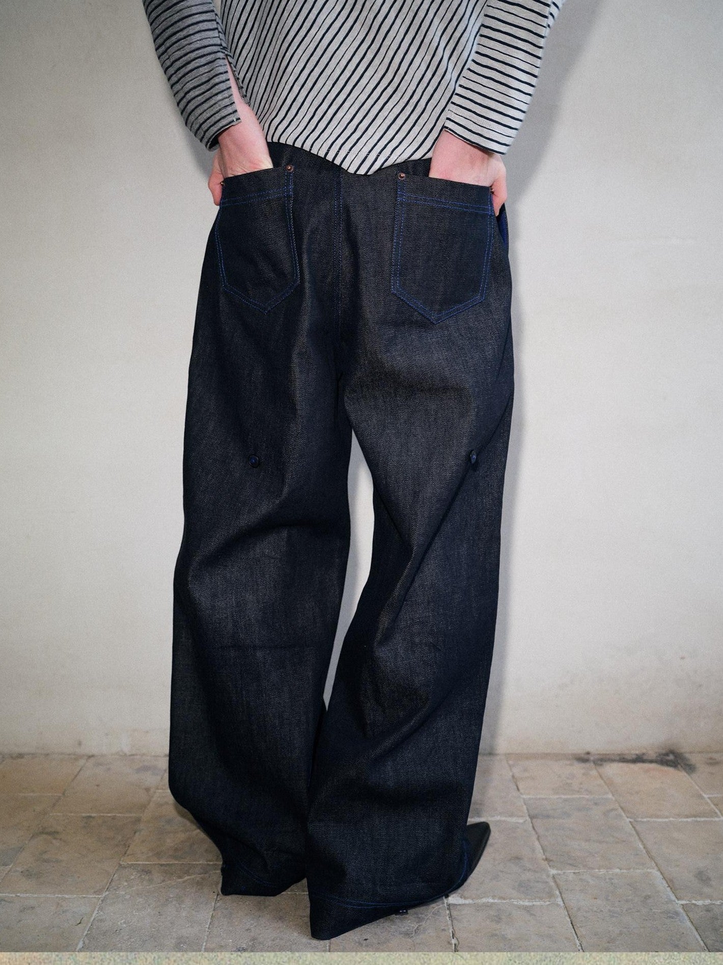 soknot Deep Navy Striped Colorblock Adjustable Mid Rise Men's Cotton Relaxed Jeans
