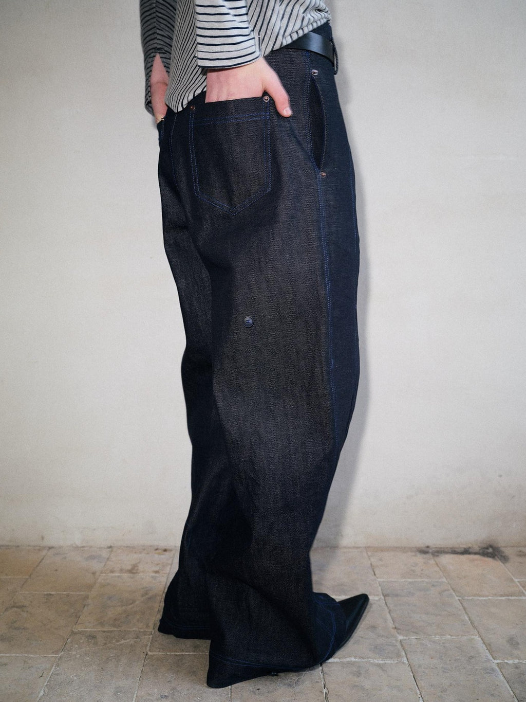 soknot Deep Navy Striped Colorblock Adjustable Mid Rise Men's Cotton Relaxed Jeans