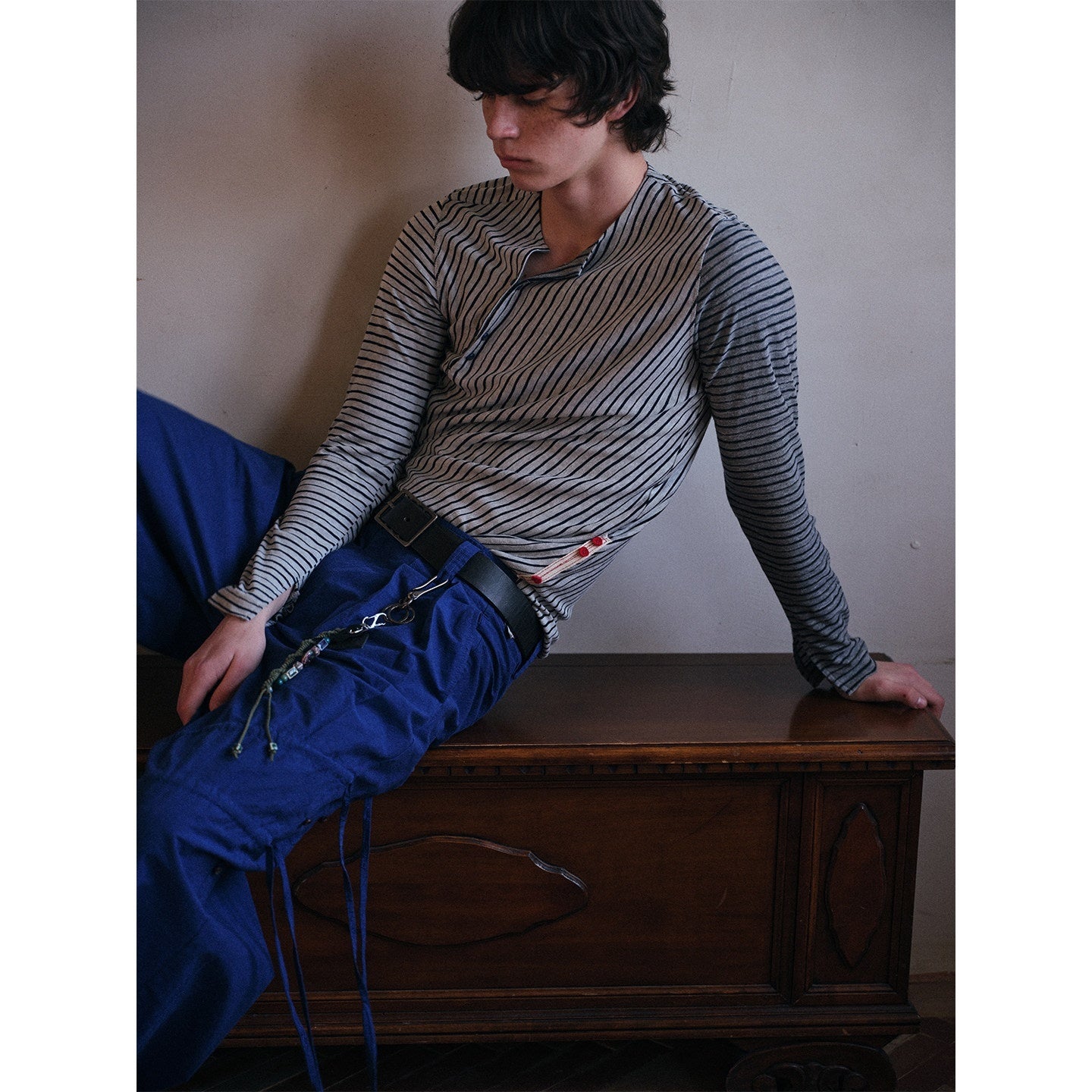 soknot_Navy_Blue_Horizontal_Stripe_Asymmetric_Placket_Men's_Long_Sleeve_T-shirts_MISSTT