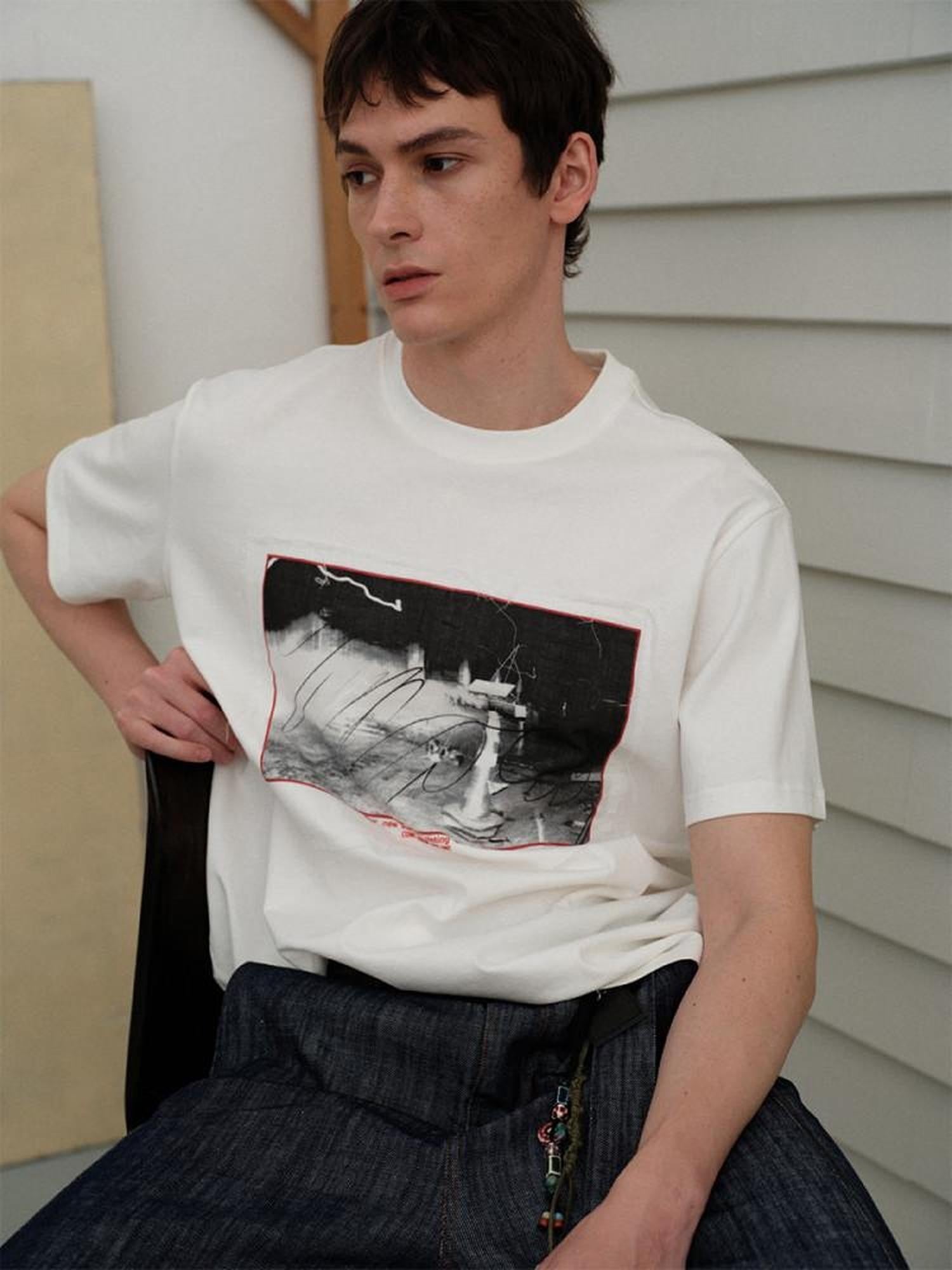 soknot White Graphic Print Versatile Casual Men's Pure Cotton Basic T-shirts